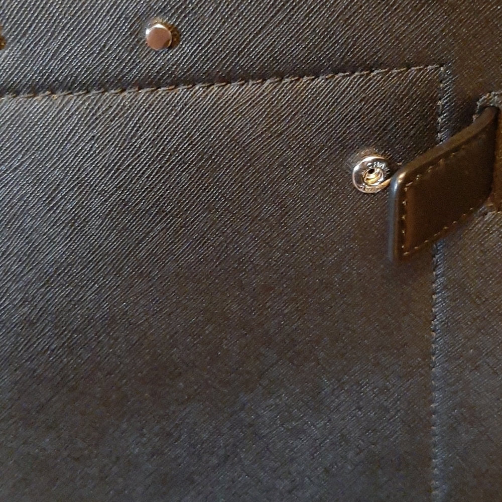 Authentic Michael Kors - Picture 10 of 10
